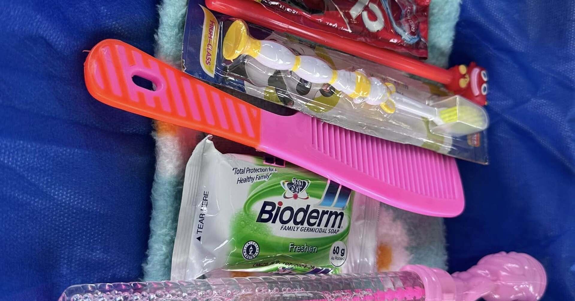 Gift Giving and Feeding Activity